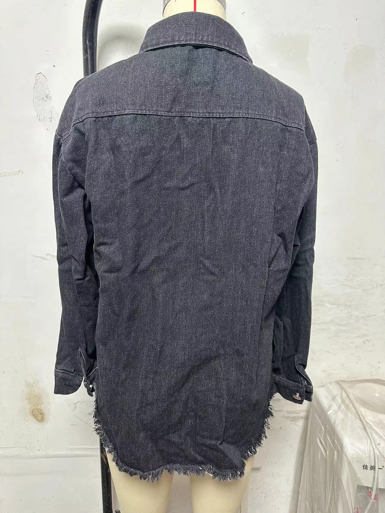 Women's Black Denim Shirt Jacket Casual Button Down Long Sleeve Jean Shacket with Frayed Hem